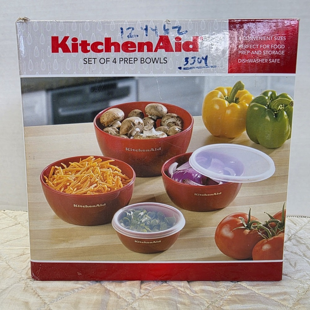 New KitchenAid Empire Red Set of 4 Measuring Prep Bowls 1, 2, 3, & 4 Cup w/ Lids